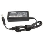 TOSHIBA 65W 19V 3.42A 5.5*2.5mm